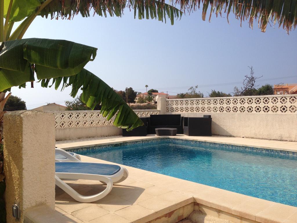 Villa Private Pool,329602447:JPEG