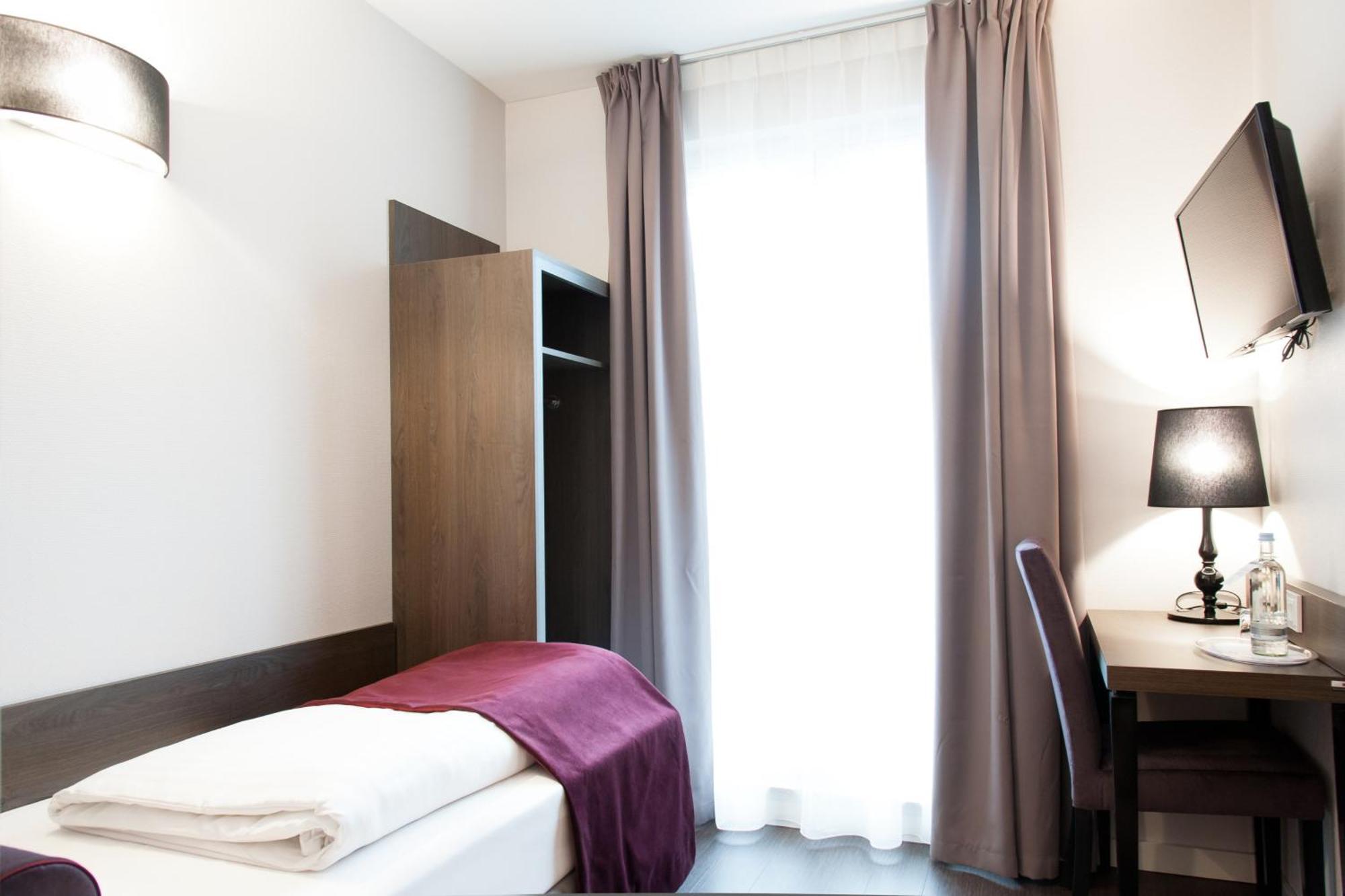 Comfort Single Room