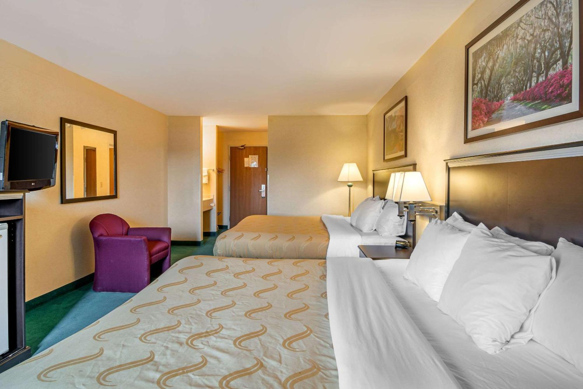 Queen Room Two Queen Beds Non-Smoking