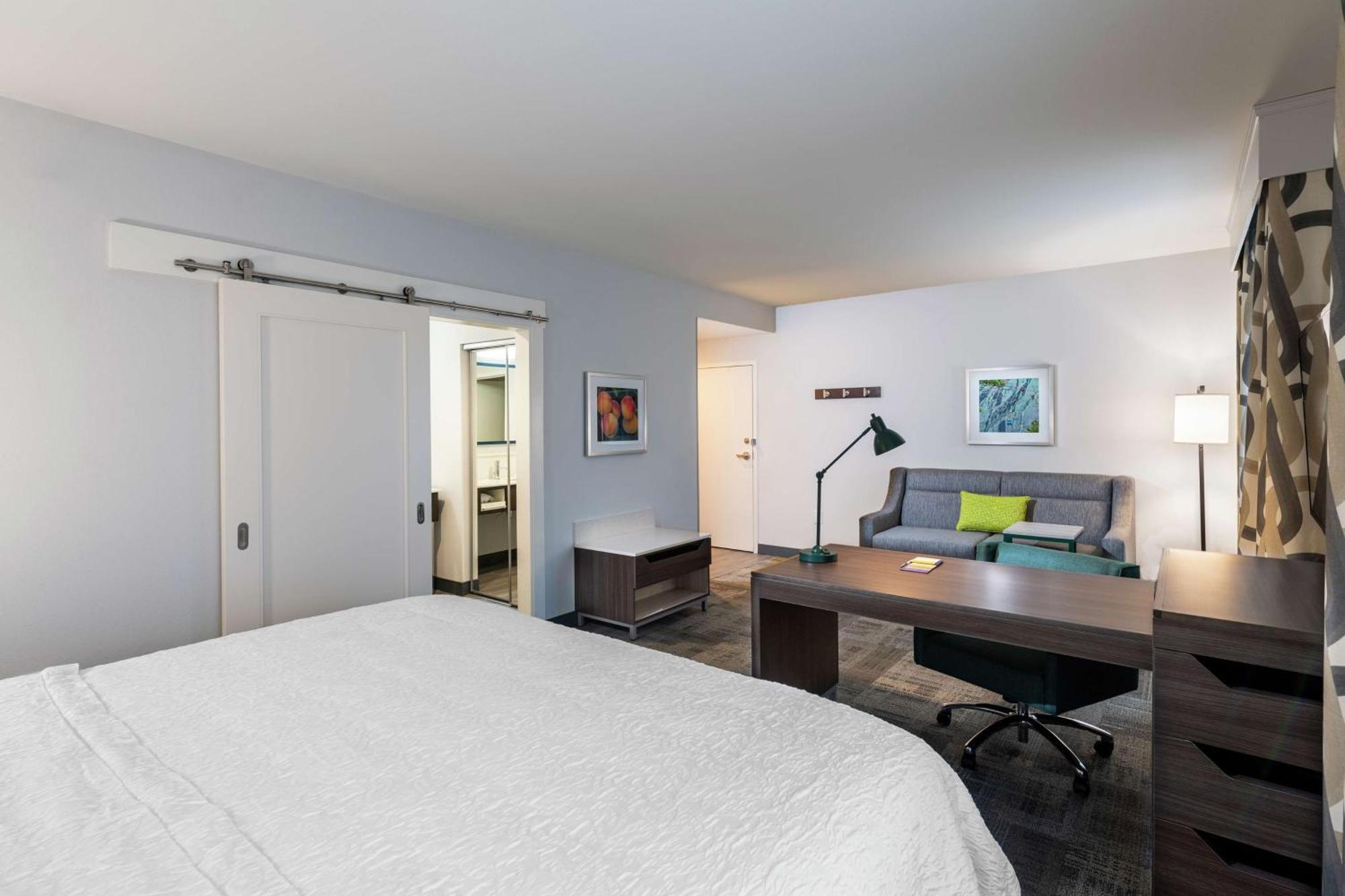 King Studio Suite - Non Smoking,1557368626:JPEG