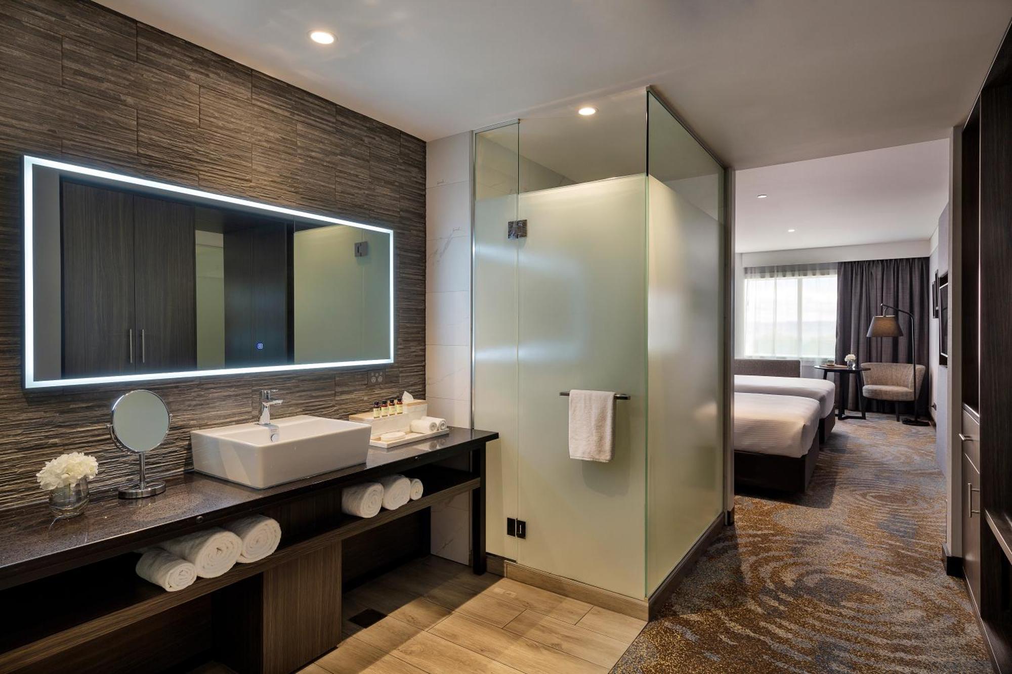 Superior Queen Room Two Queen Beds City View