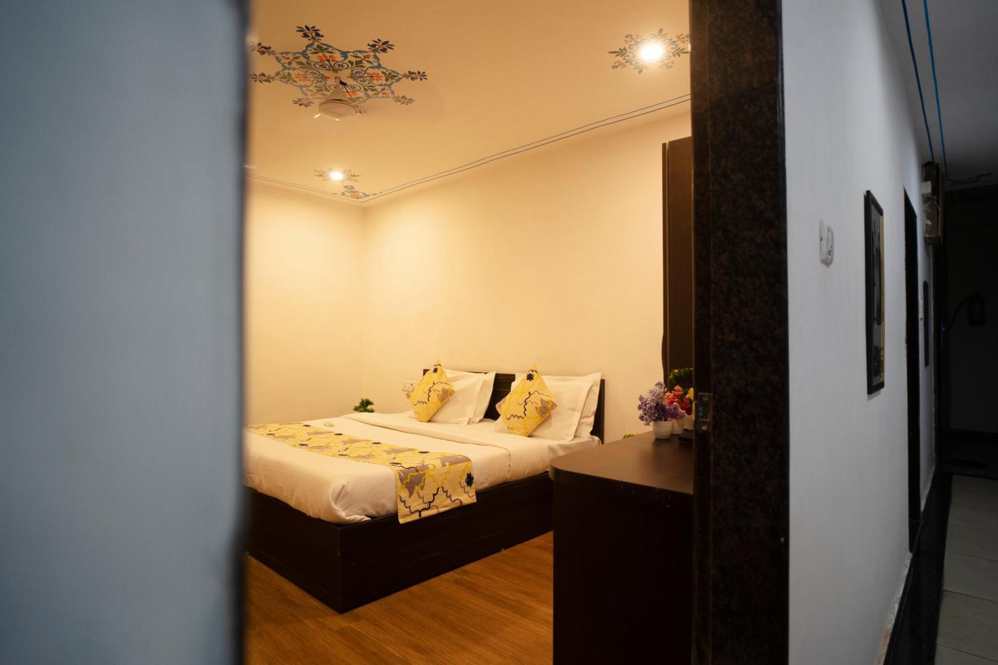 Deluxe Double or Twin Room,1293449374:JPEG