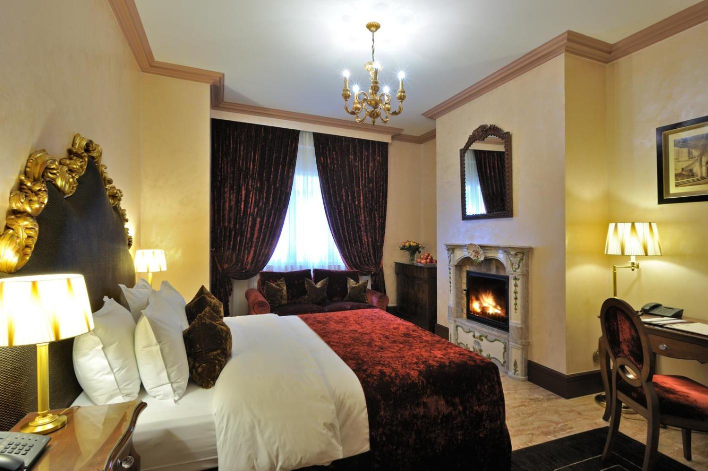 Classic Double Room