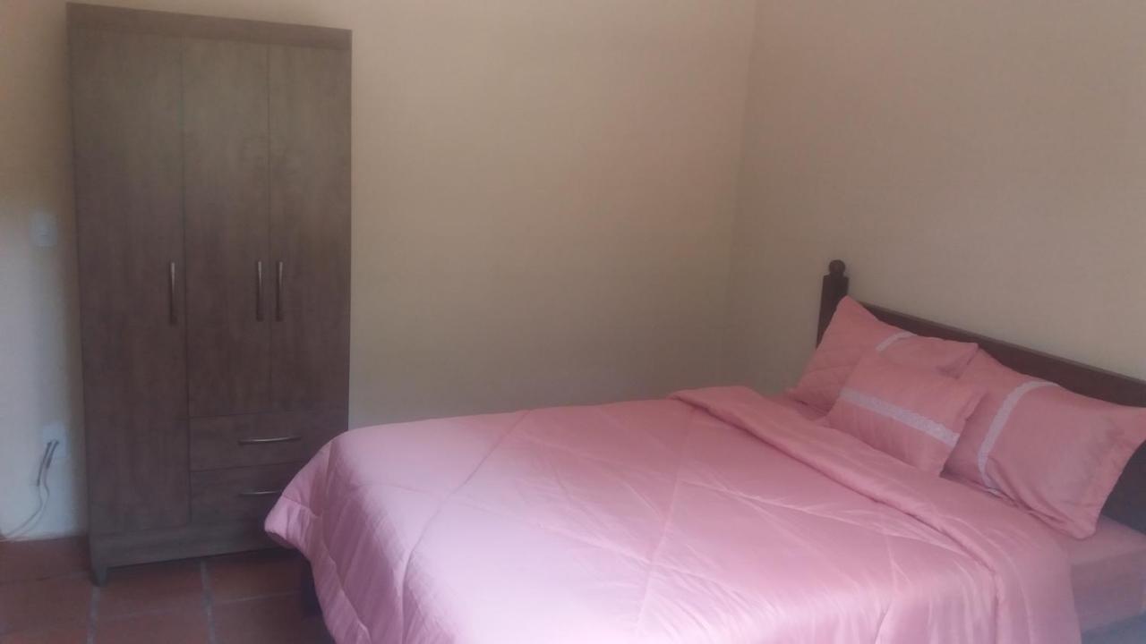 Queen Room,1532014591:JPEG