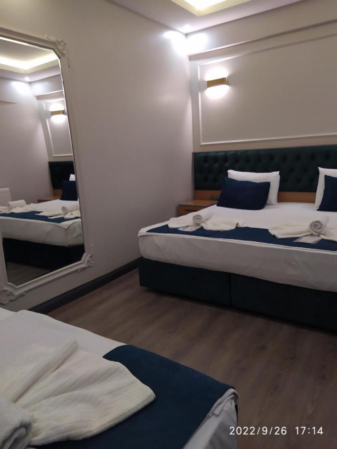 Economy Triple Room