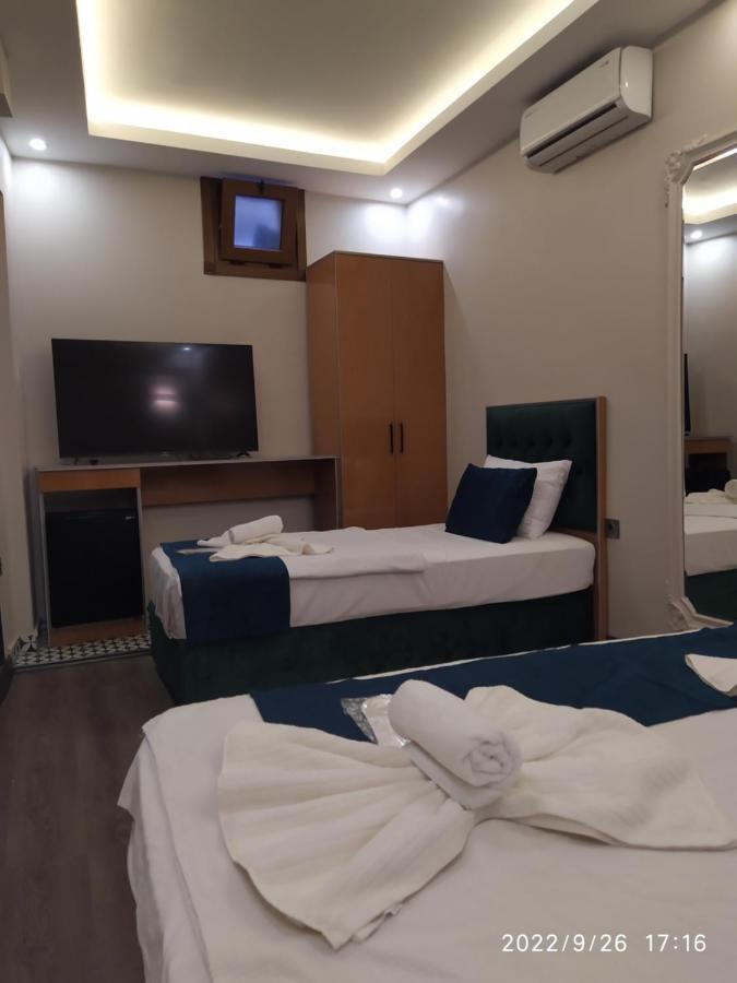 Economy Triple Room