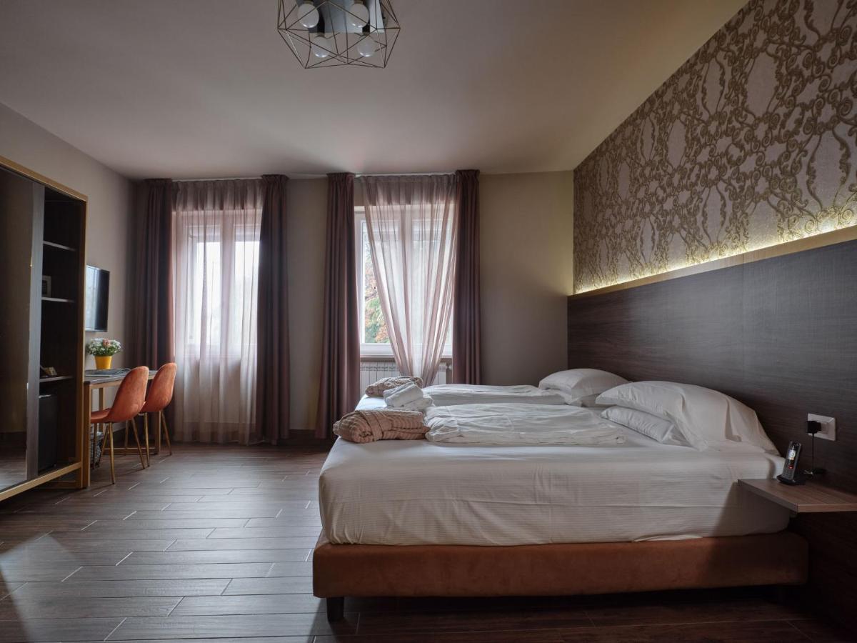 Superior King Suite