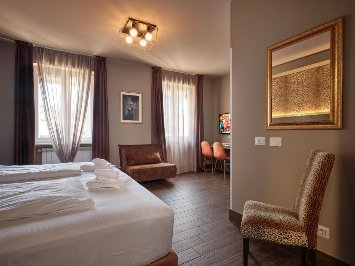 Superior King Suite