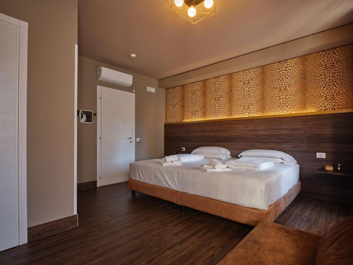Superior King Suite