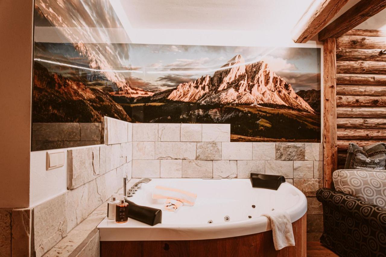 Suite Sauna,1685061079:JPEG