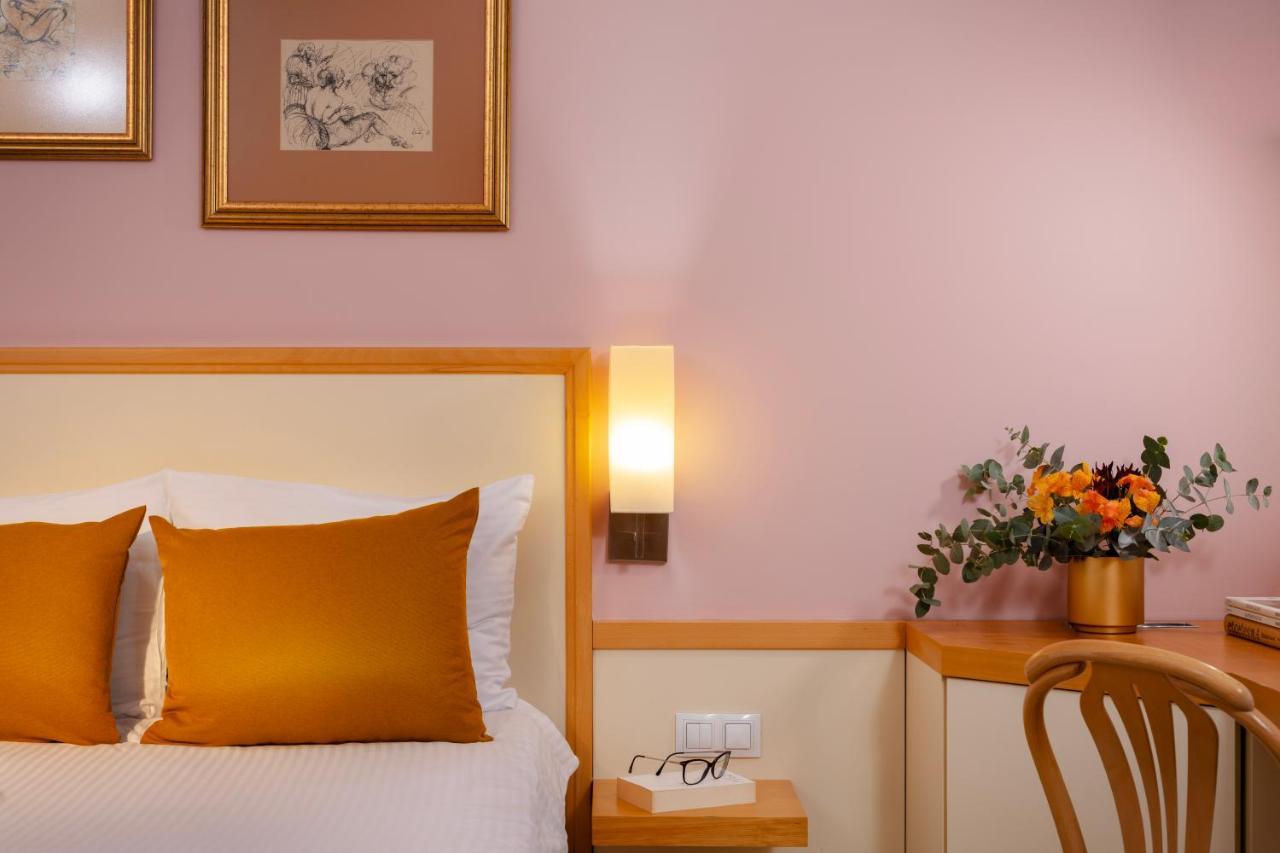 Standard Economy Room