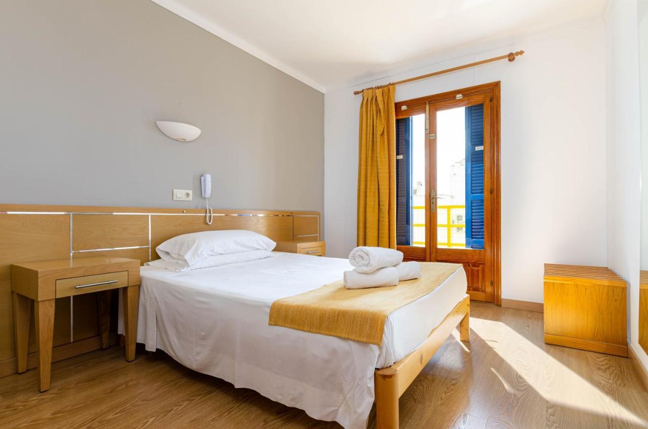 Single Room Balcony