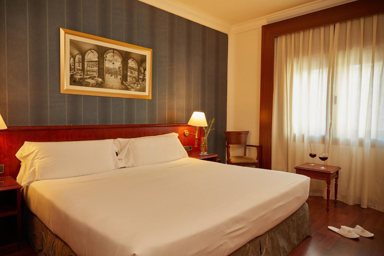 Quarto Duplo (1 -2 Adultos)
