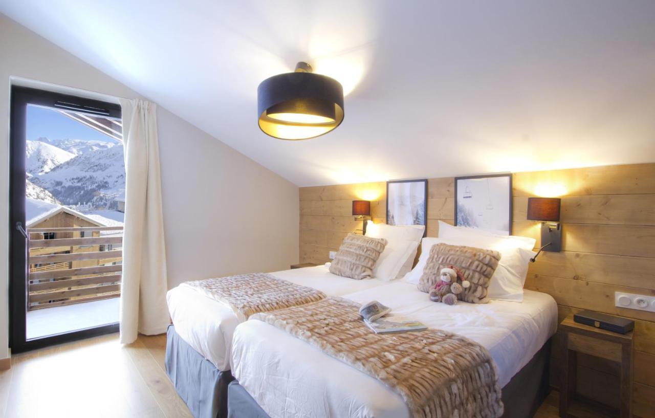 Junior Suite,1368436436:JPEG