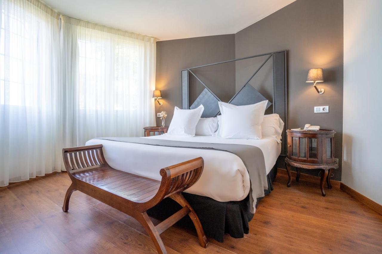 Deluxe Junior Suite,1460972383:JPEG