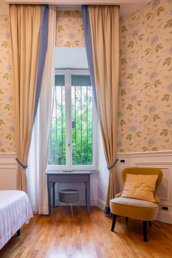 King Room Garden View