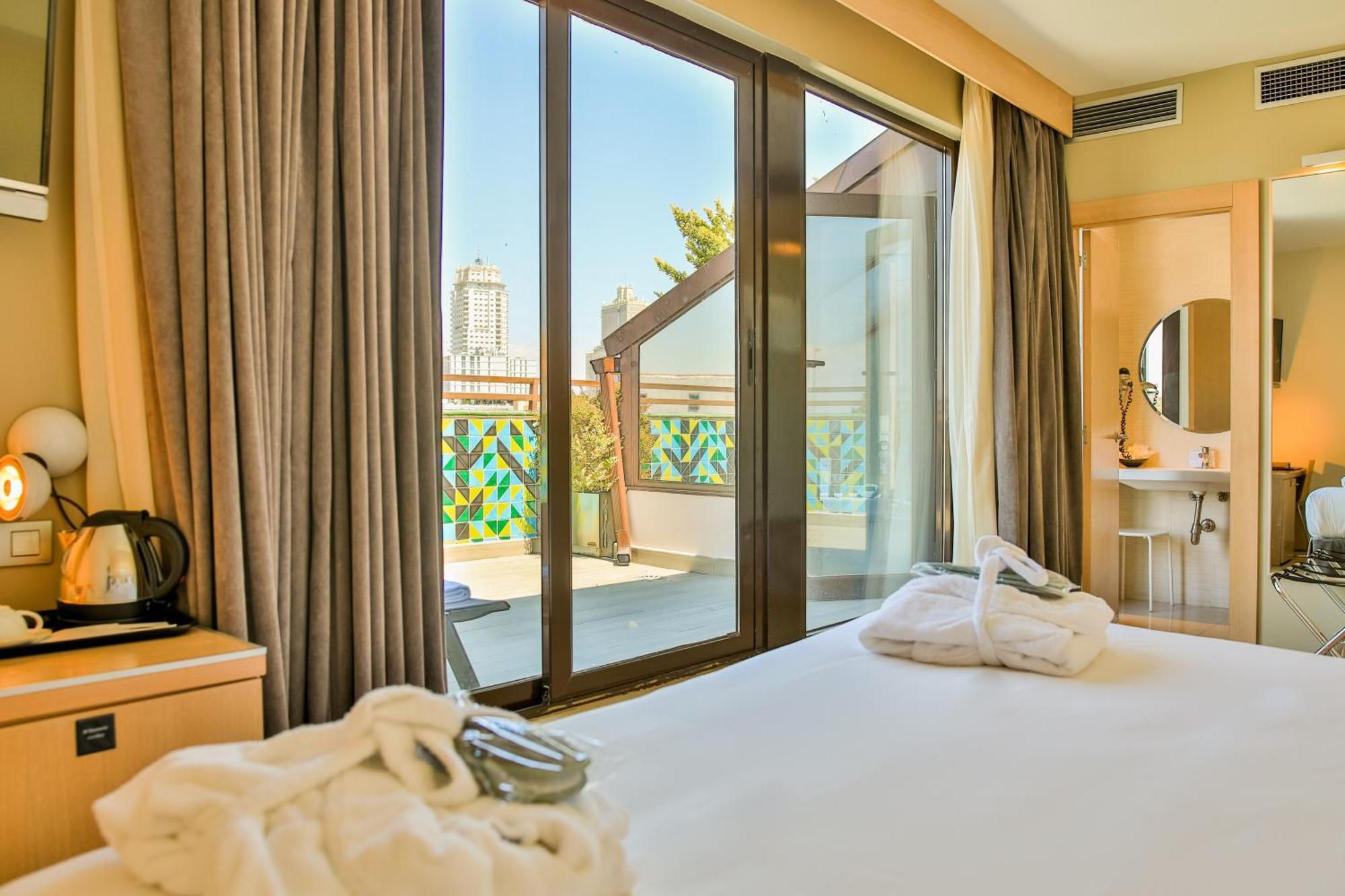 Double Room Terrace Spa Bath