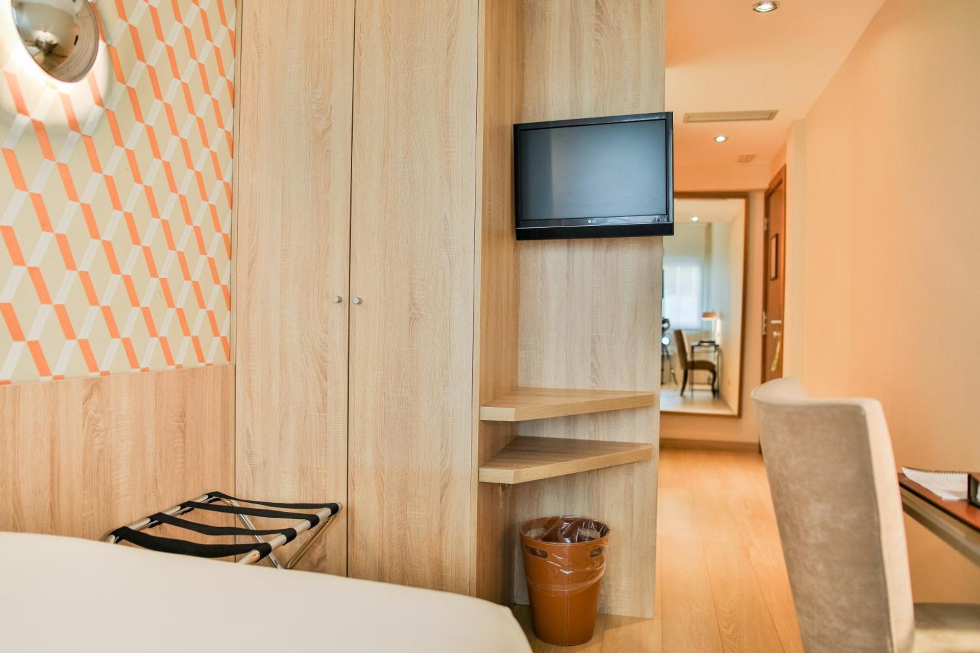 Economy Single Room