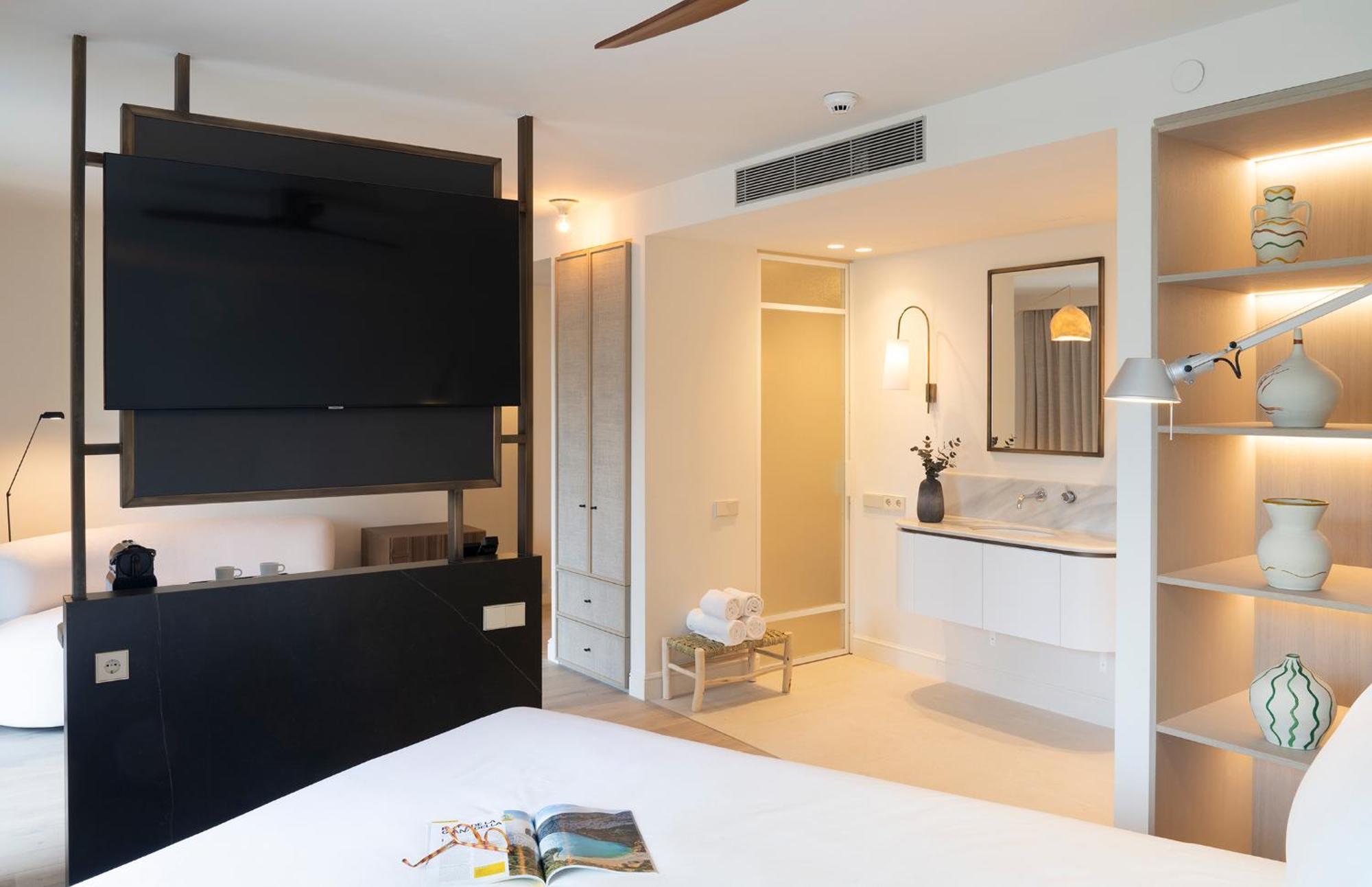 Deluxe Double Room with Terrace,1306953289:JPEG