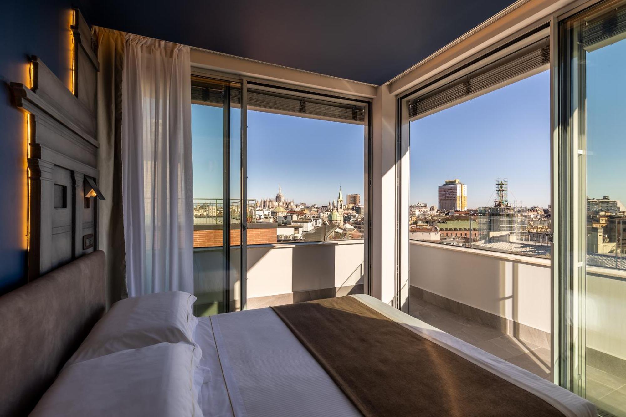 Superior Double Room View Balcony
