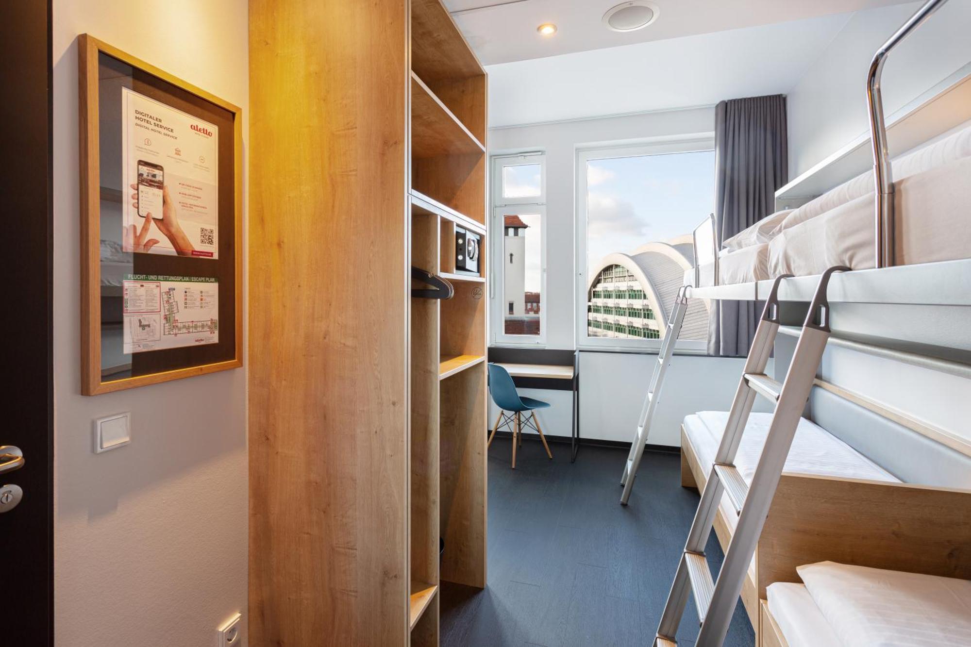 Six-Bed Room