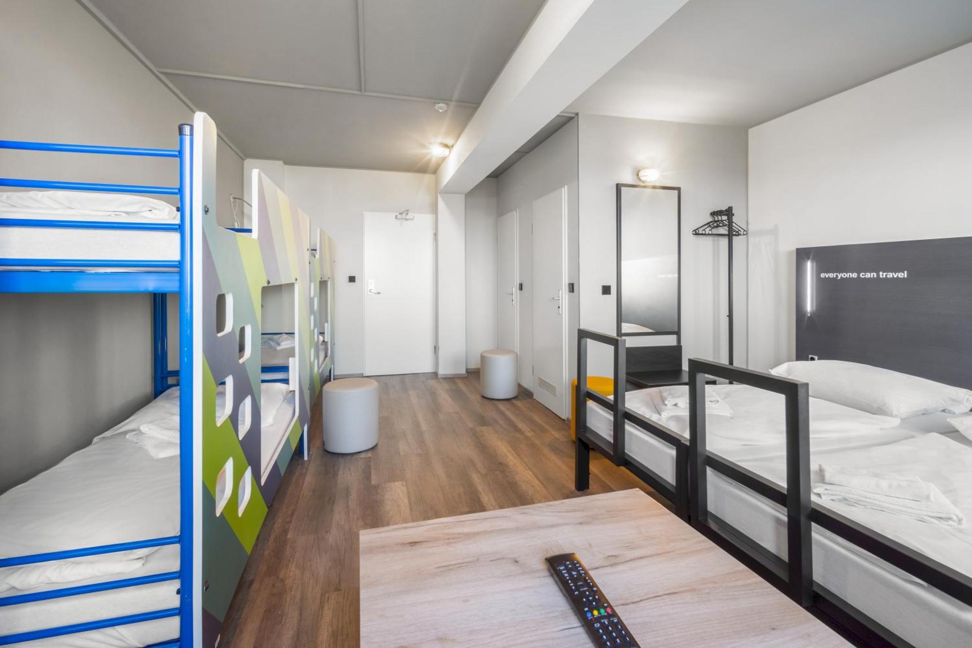 Bed 6-Bed Mixed Dormitory Room