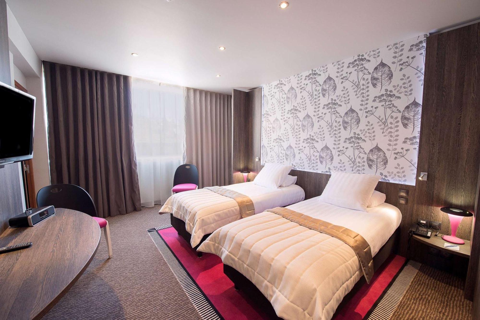 Superior Twin Room City View