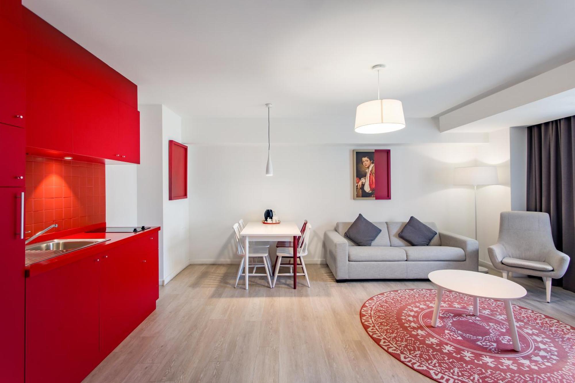 One-Bedroom Apartment