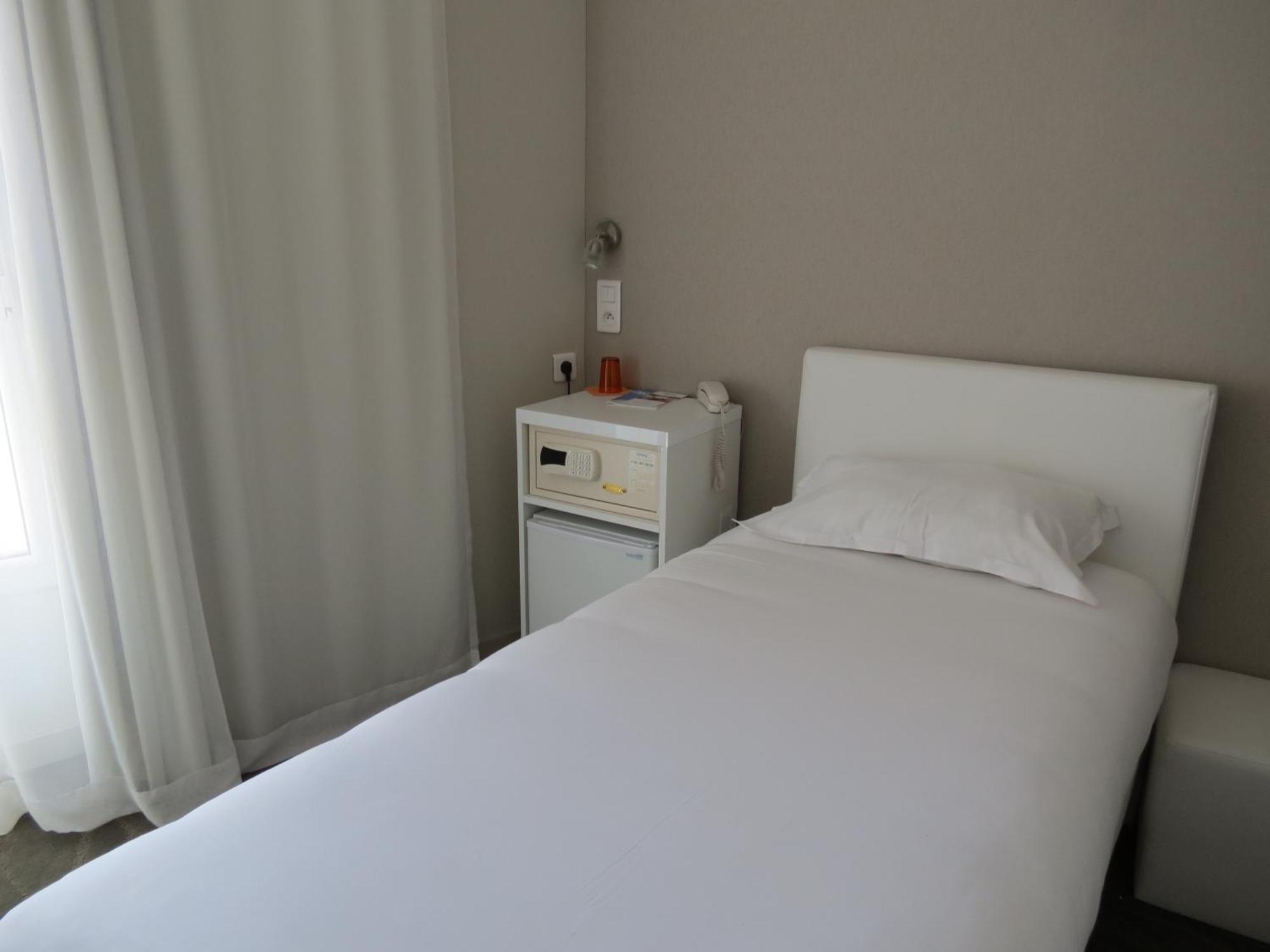 Small Single Room