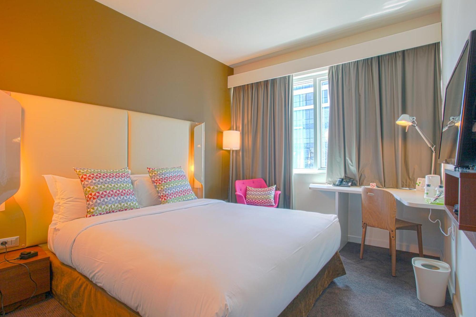 Double Room,1558328617:JPEG