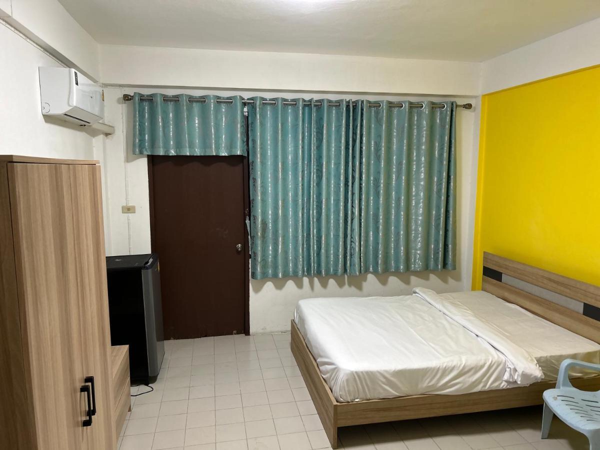 Apartment with Balcony,1467517154:JPEG