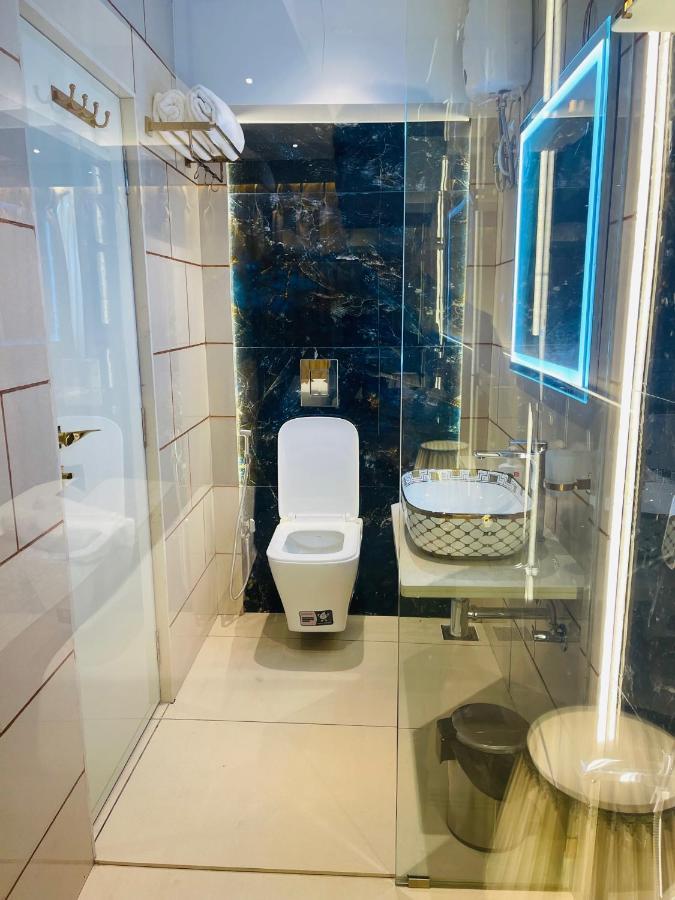 Standard Suite
