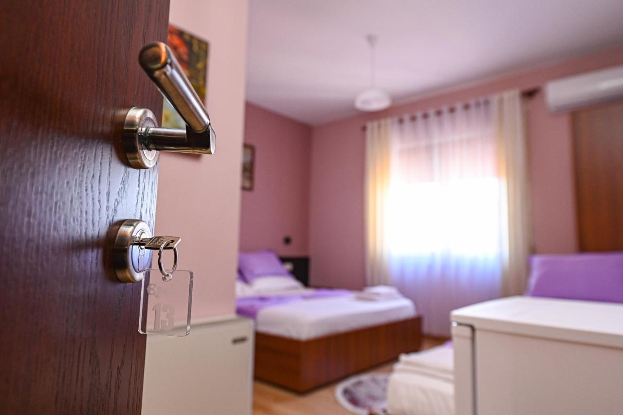 Chambre Double ou Lits Jumeaux