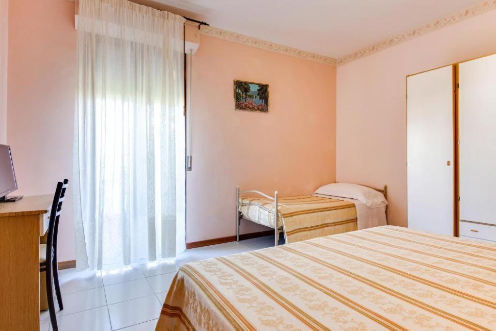 Family Room,1498999615:JPEG