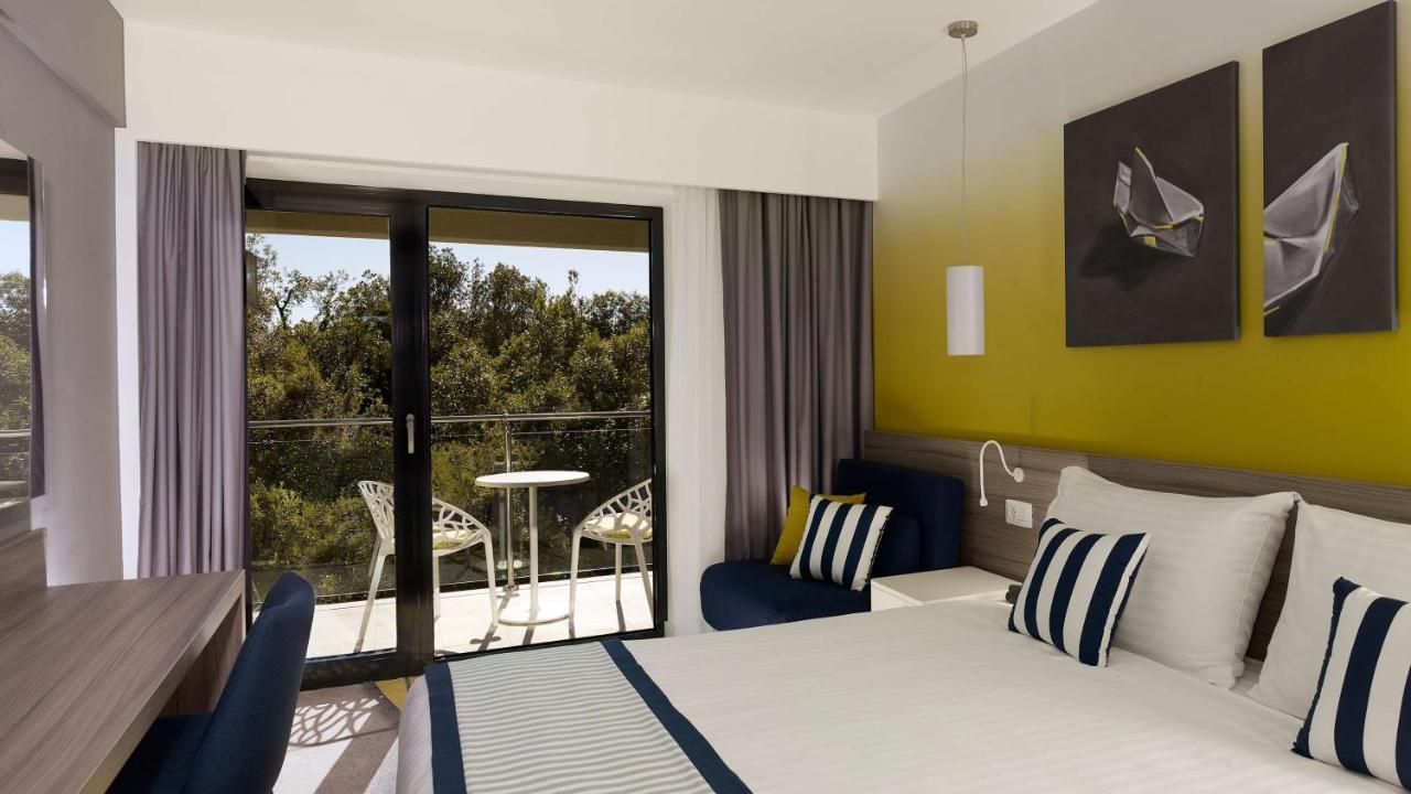 Superior Double Room Balcony,1498627891:JPEG