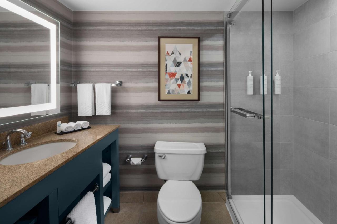 King Suite,1525076848:JPEG