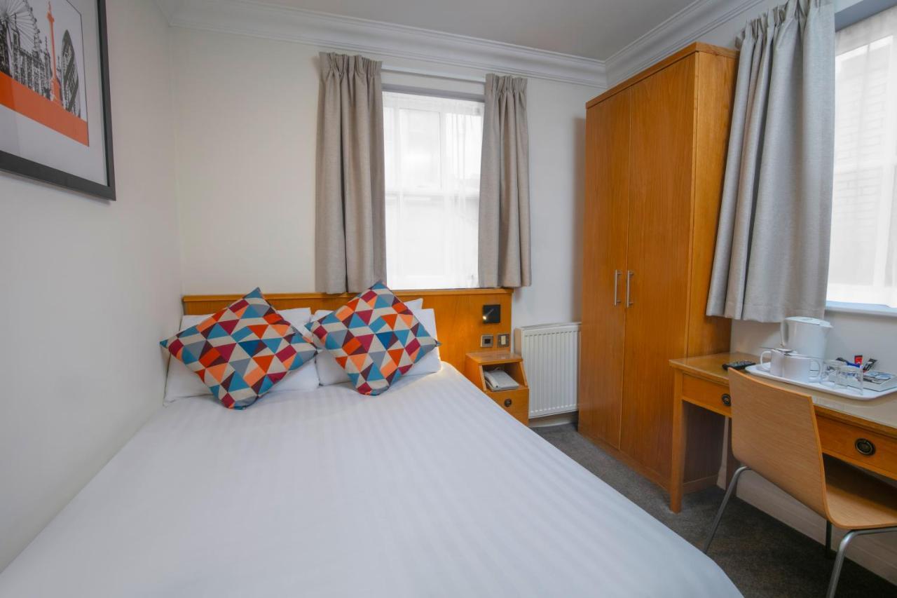 Cozy Double Room - Non-Smoking