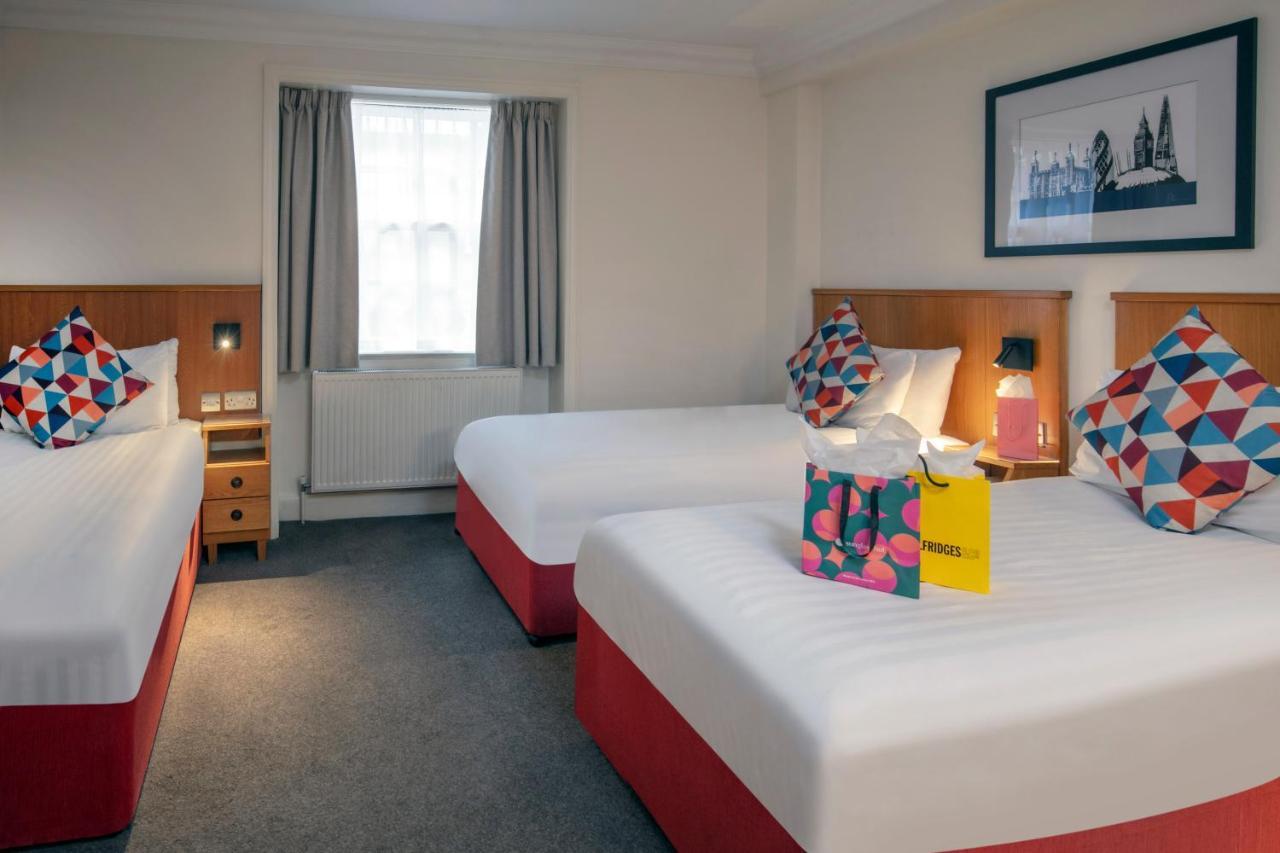 Standard Room With Three Single Beds,1526931679:JPEG