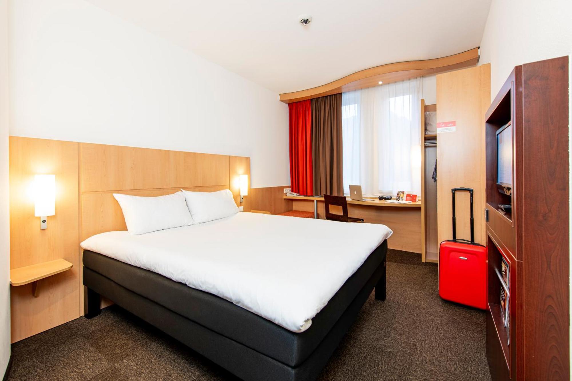 Double Room,1498801228:JPEG