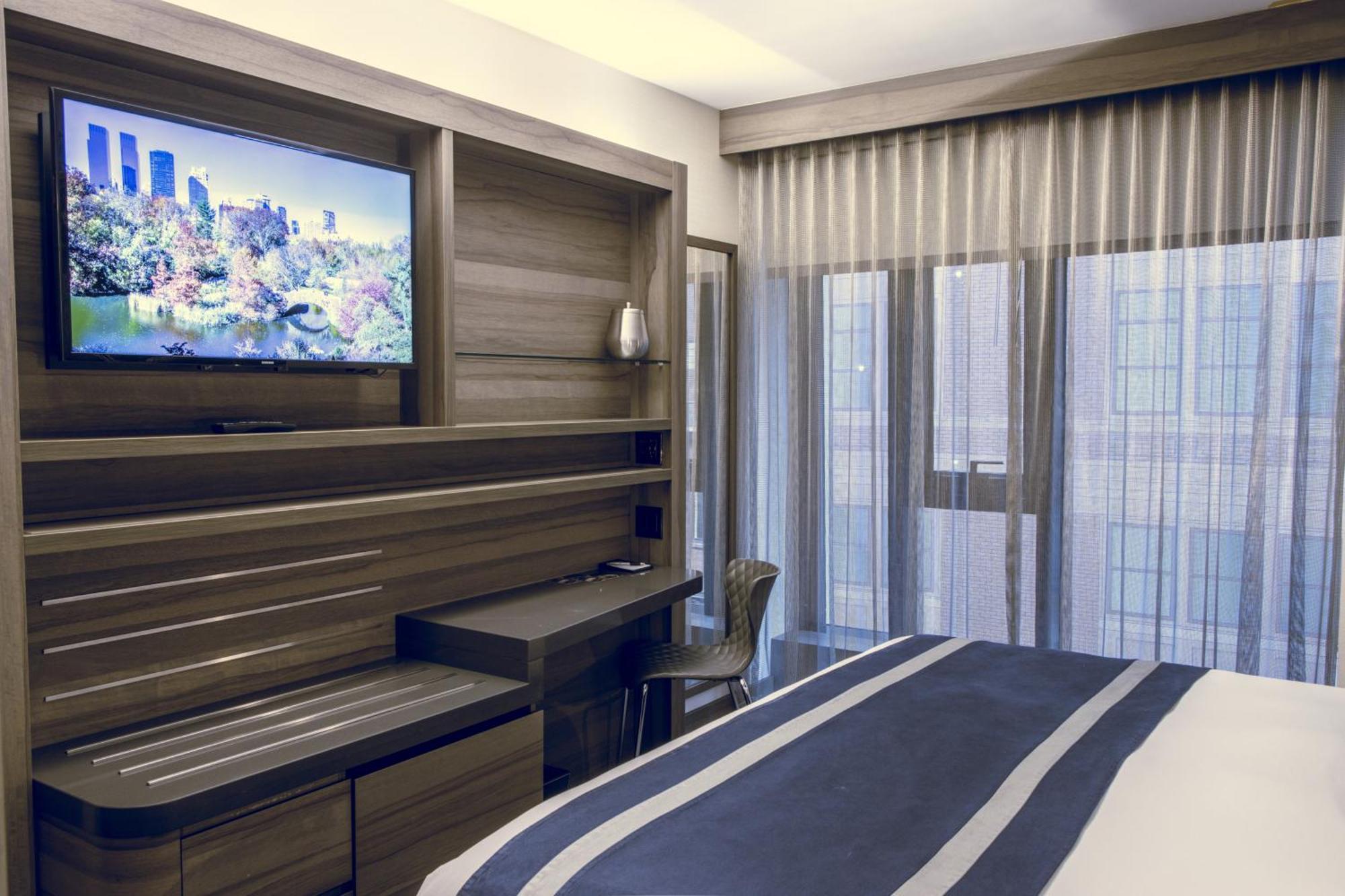 Superior Queen Room