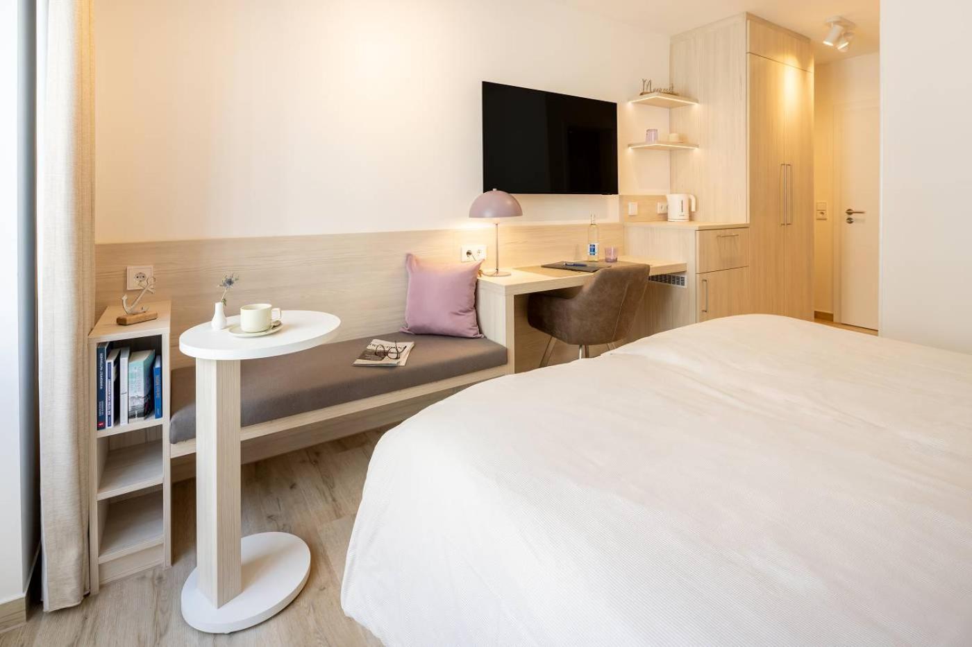 Double Room,1499309512:JPEG