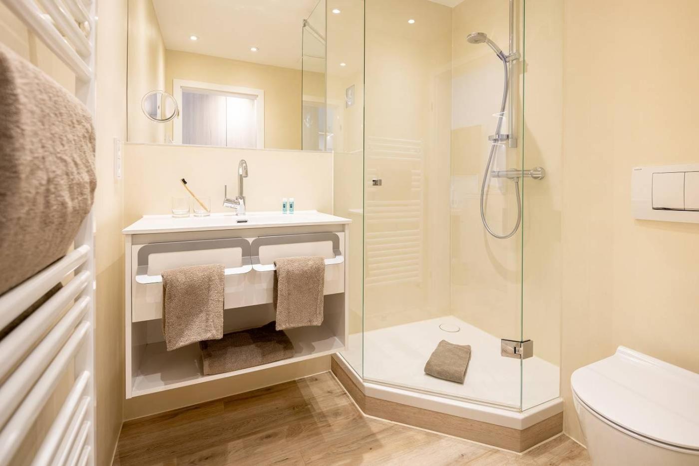 Large Double Room