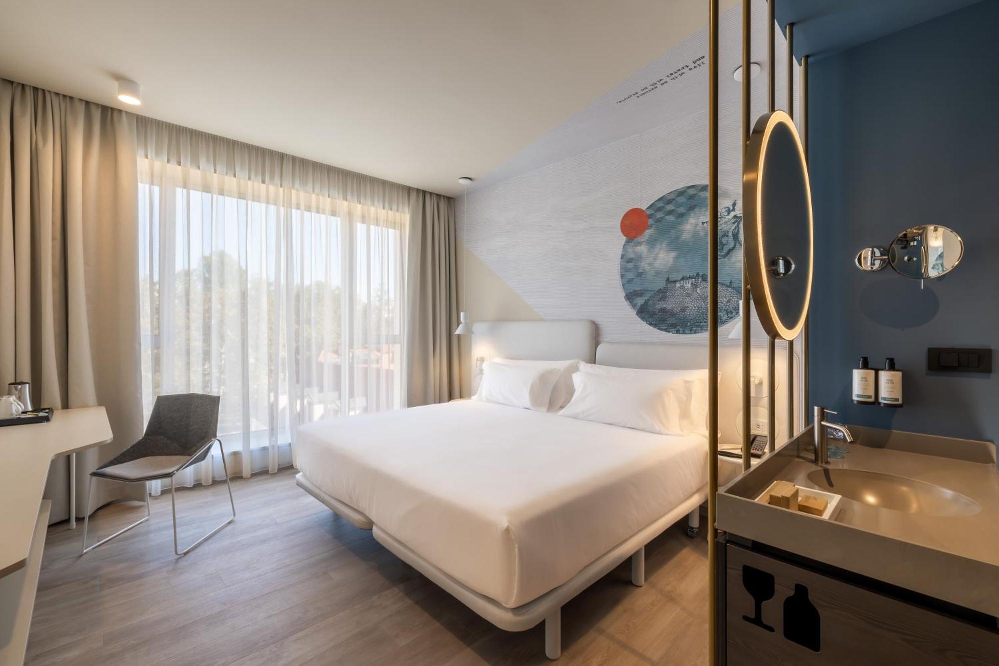 Superior Doppel-/Zweibettzimmer mit Stadtblick
