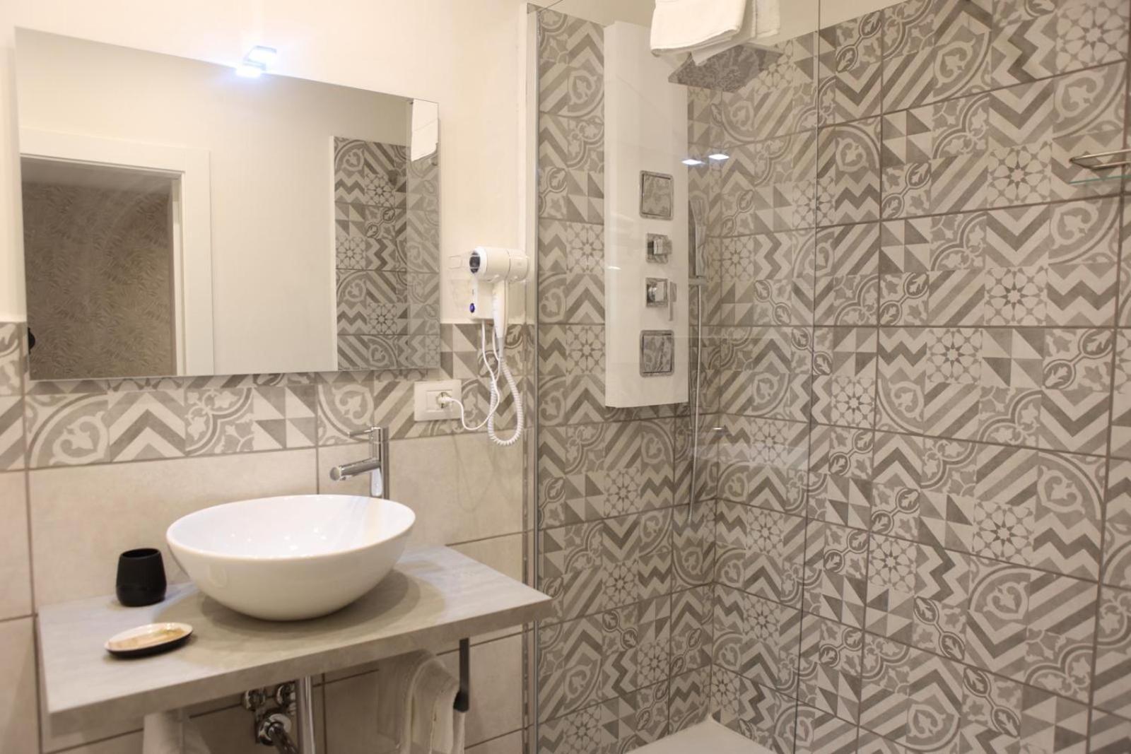 Quadruple Room Private Bathroom
