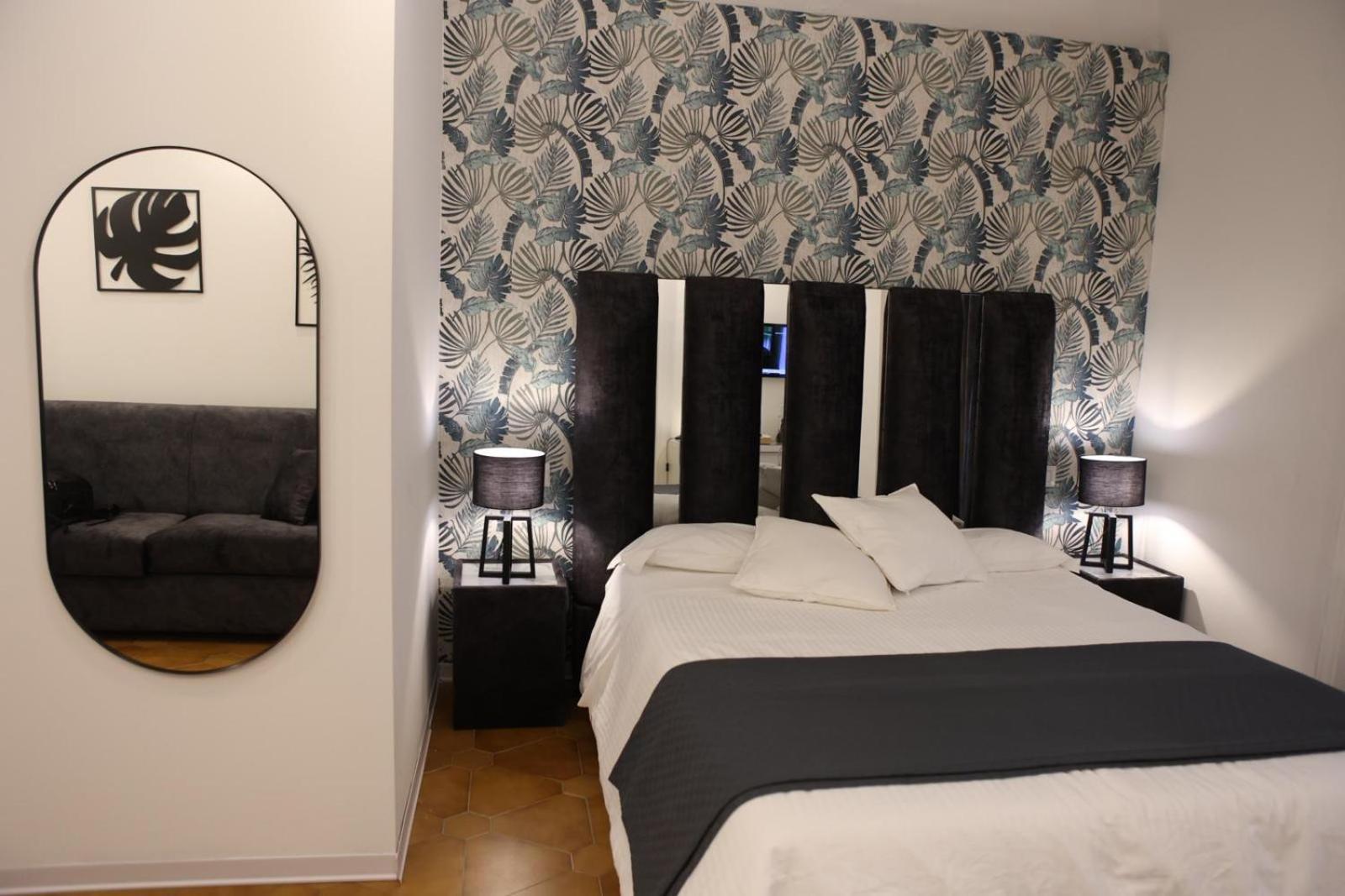 Double Room Private Bathroom