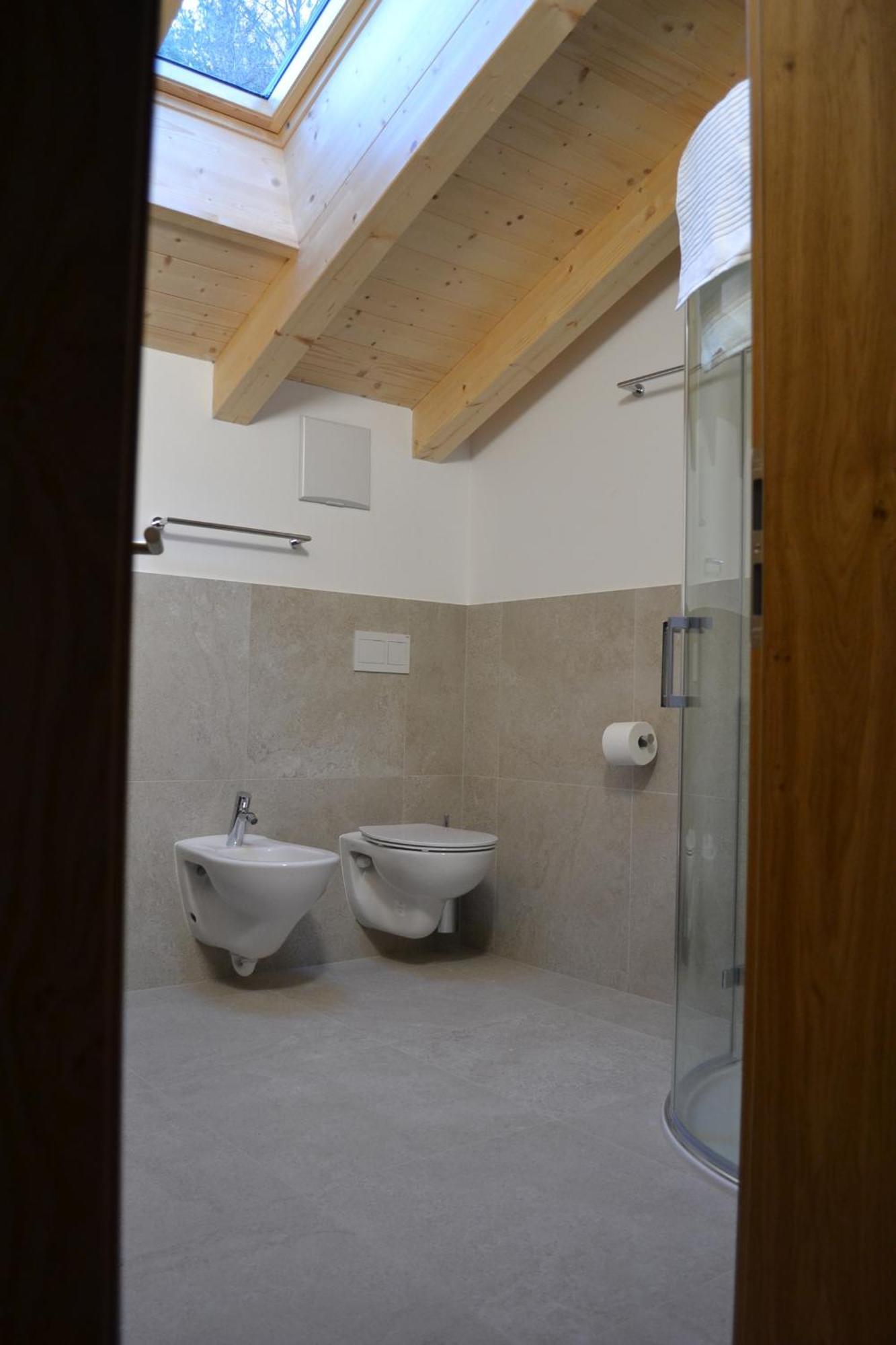 Double Room Private Bathroom