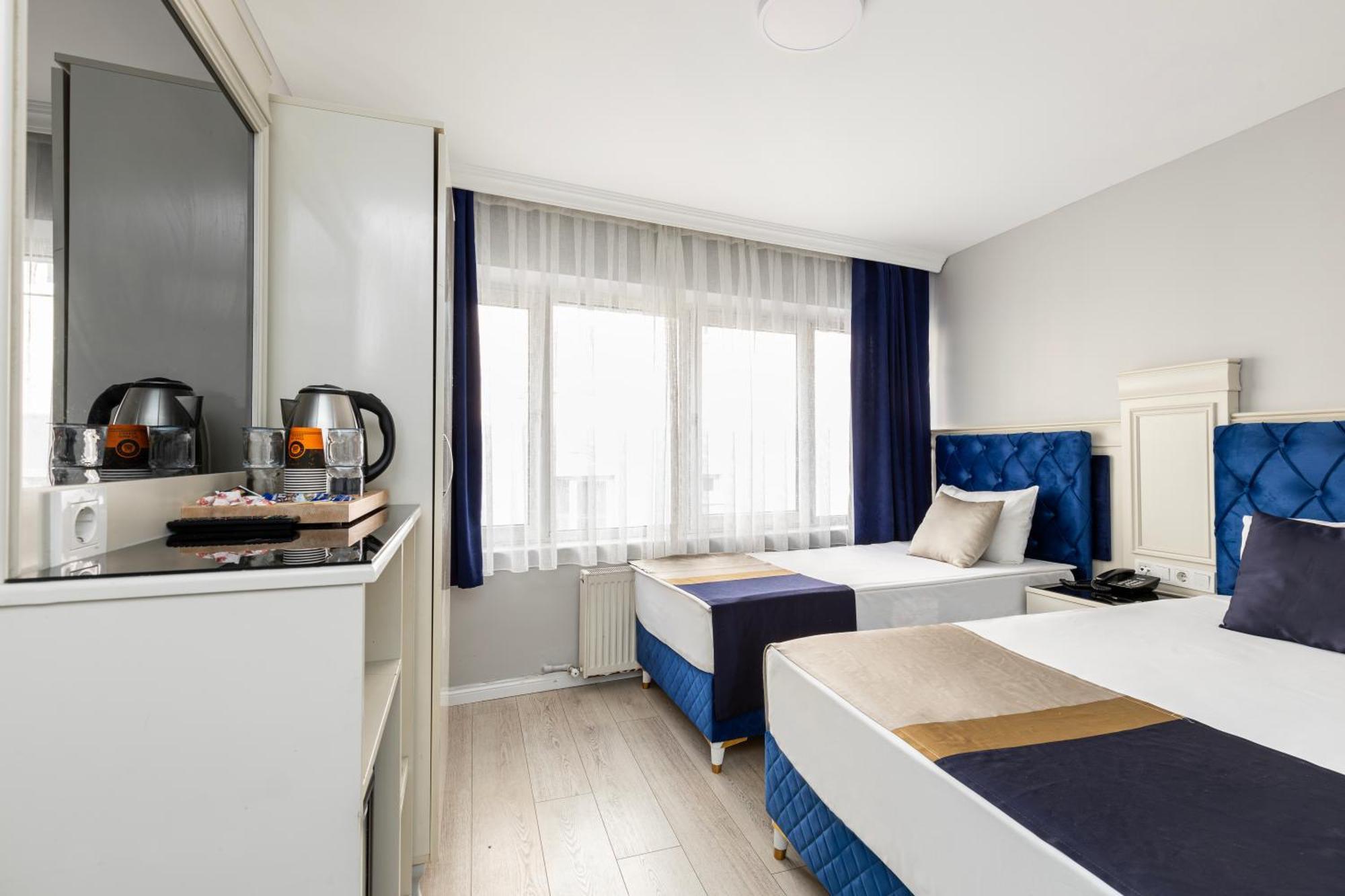 Deluxe Triple Room