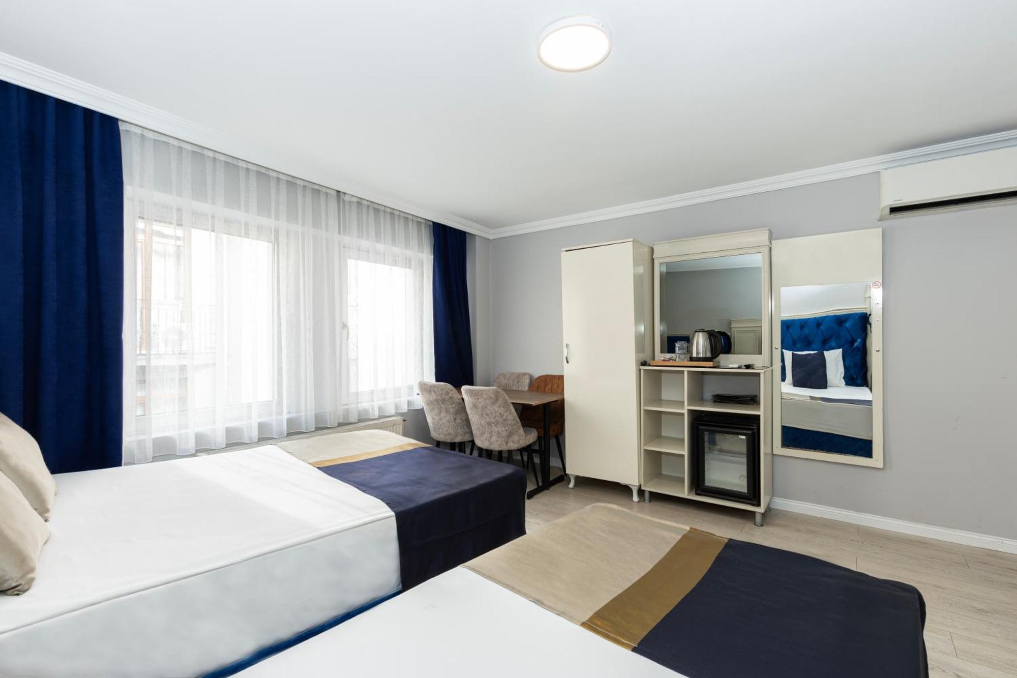 Deluxe Quadruple Room