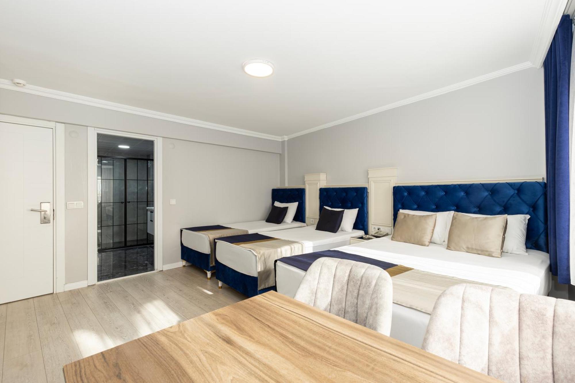 Deluxe Quadruple Room