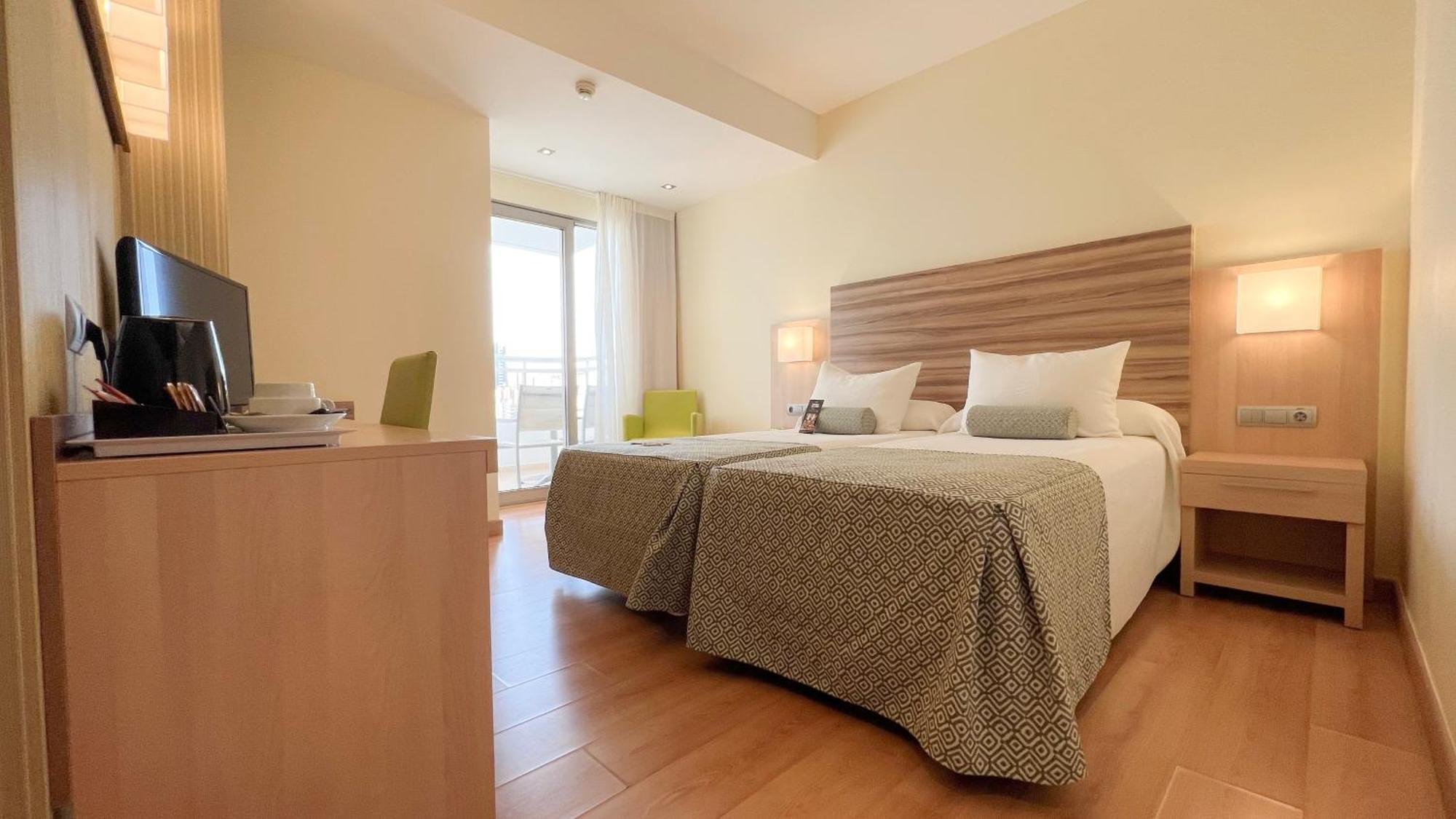 Single Room Balcony